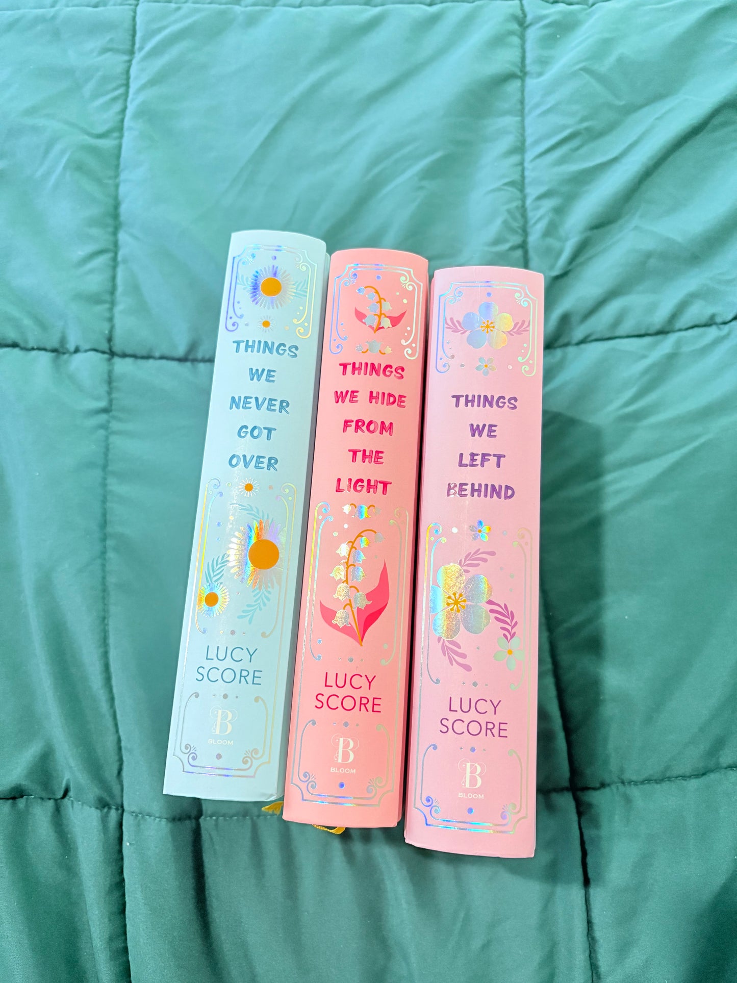 Lucy Score ; Knockemout Set🩵🩷💜